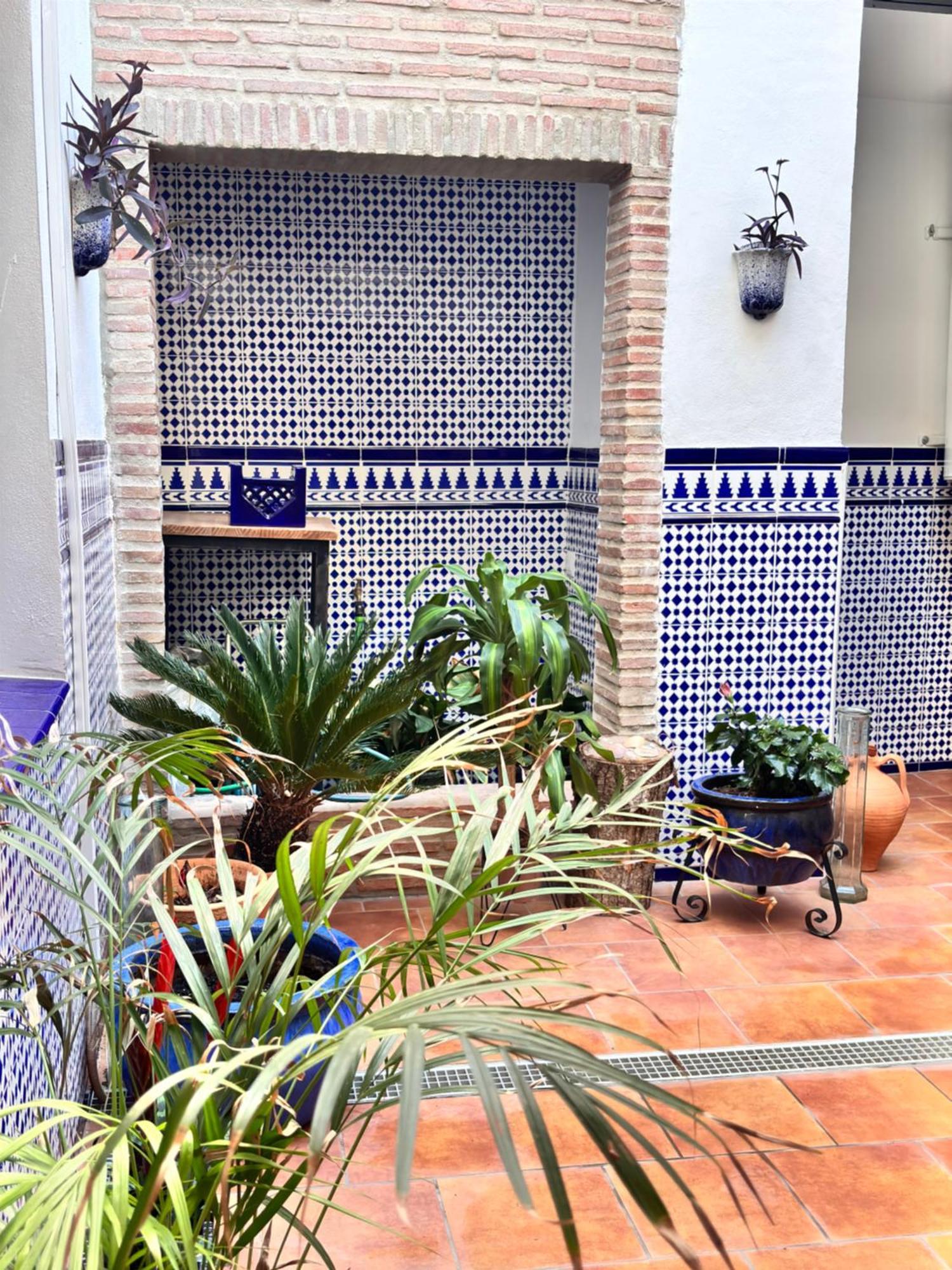 Shanti'S Andalusian Rooms Malaga Exterior photo